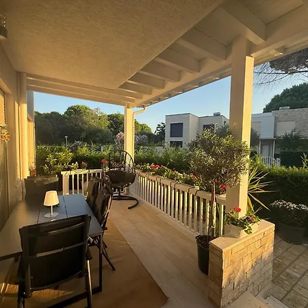 Sea Breeze Lura 3 Apartamento *