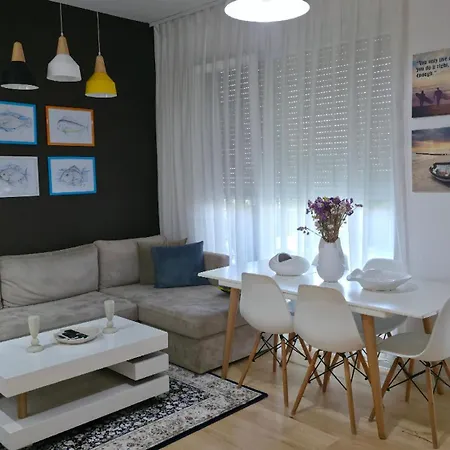 Sea Breeze Lura 3 Apartmán *