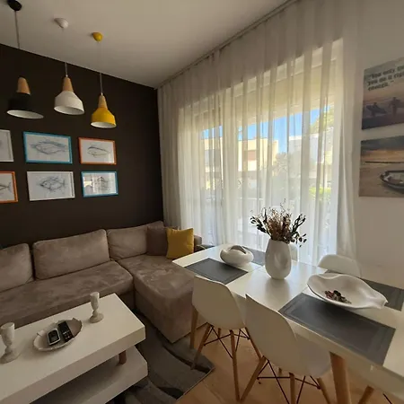 Sea Breeze Lura 3 Apartmán Drač