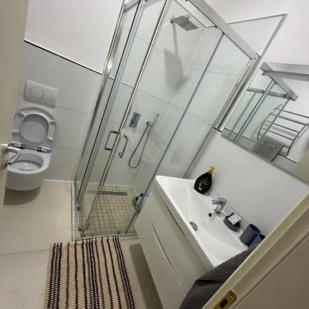 Sea Breeze Lura 3 *